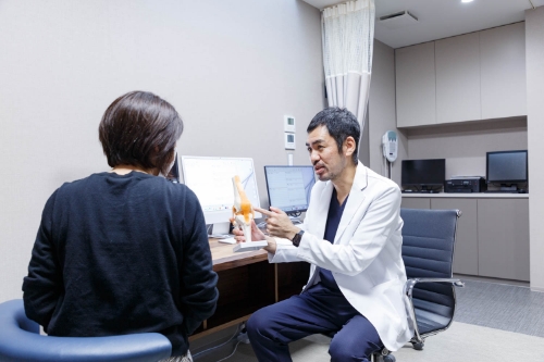 交通事故に遭ったら必ず整形外科へ